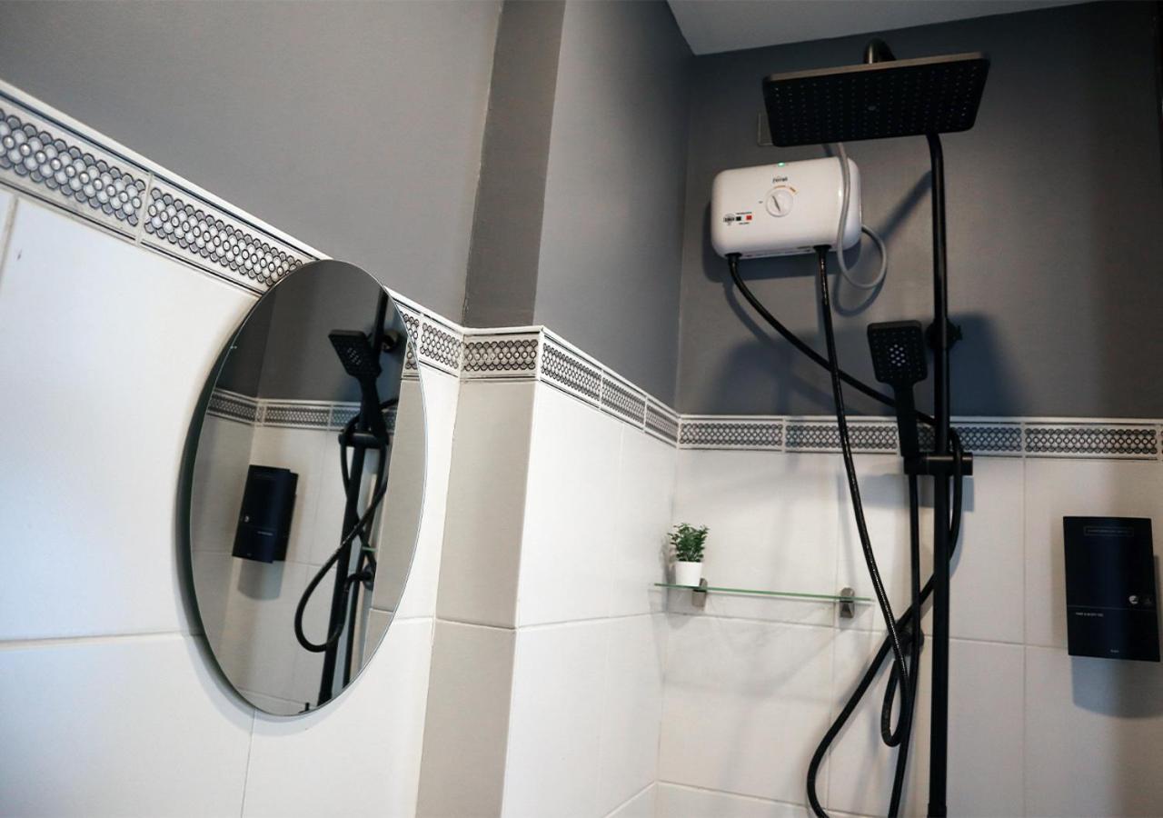 Mystay Hotel Bgc West Makati City Kültér fotó